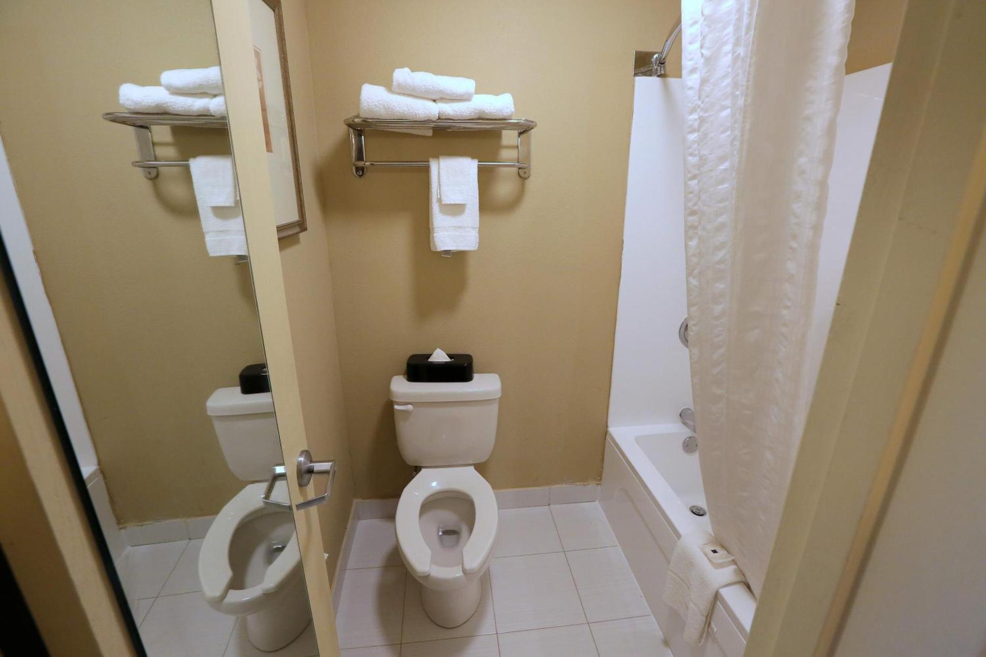 Country Inn & Suites By Radisson, Charlotte I-85 Airport, Nc 외부 사진
