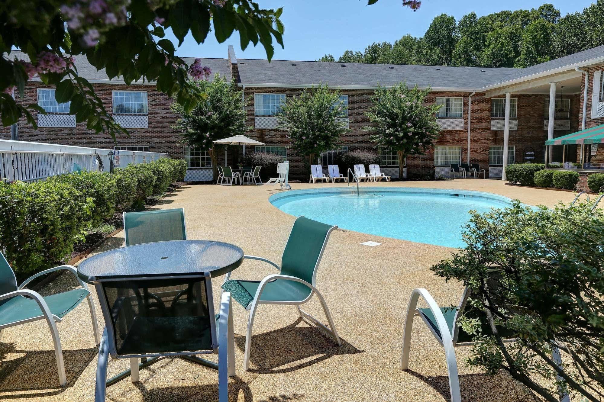 Country Inn & Suites By Radisson, Charlotte I-85 Airport, Nc 외부 사진